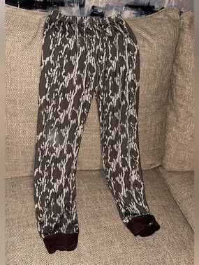 Boutique Camouflage Pants Boys Size 8